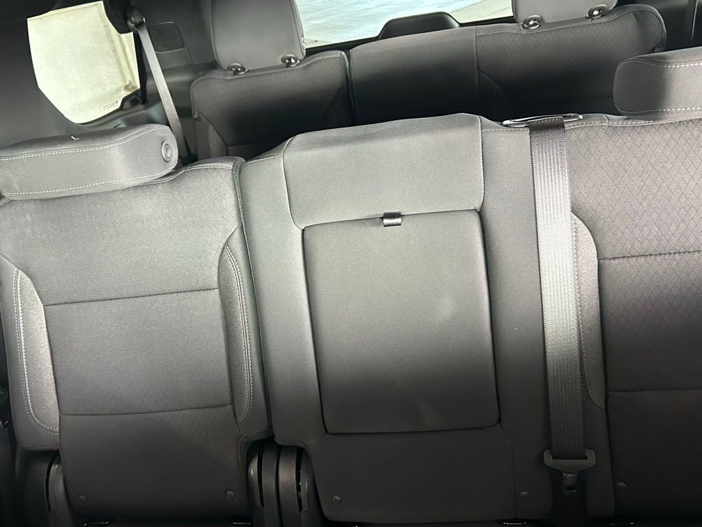 Used 2025 Chevrolet Tahoe LS image 13