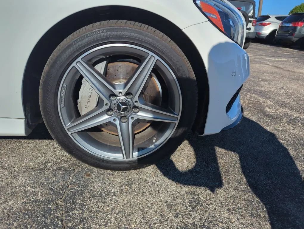 Used 2017 Mercedes-Benz C 300 4MATIC Cabriolet image 23