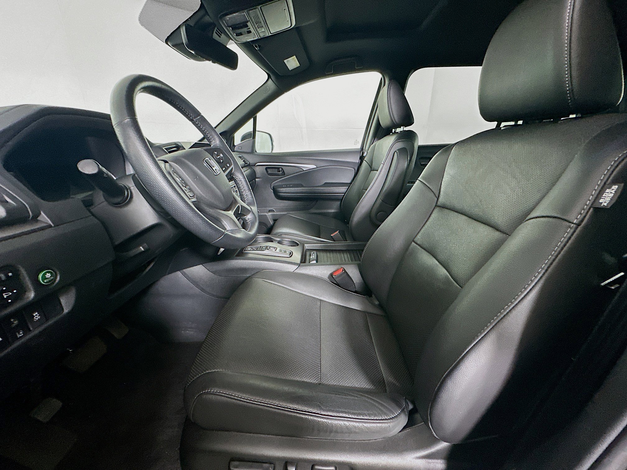 Used 2023 Honda Passport EX-L image 13