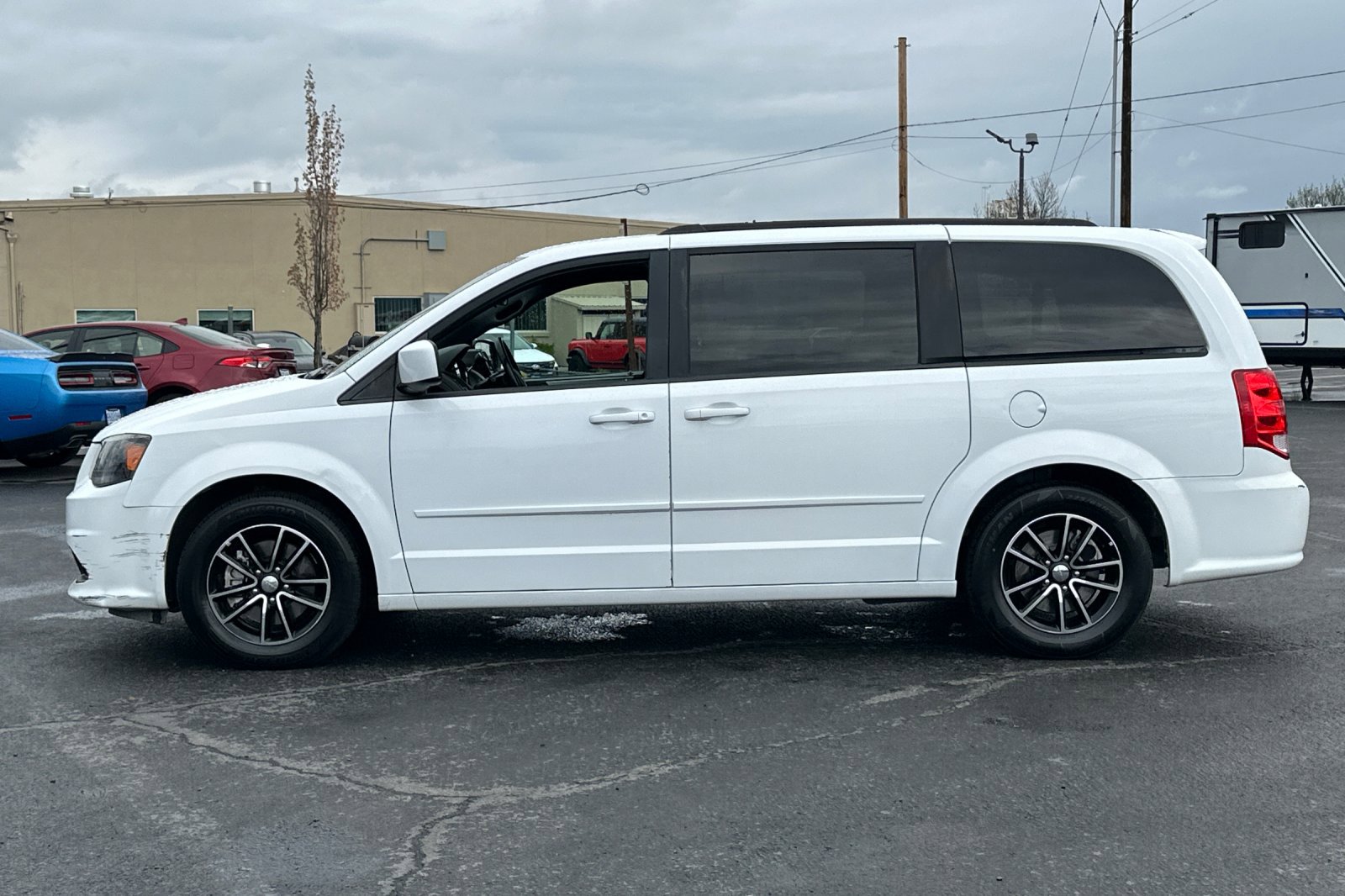 Used 2016 Dodge Grand Caravan R/T FWD image 7