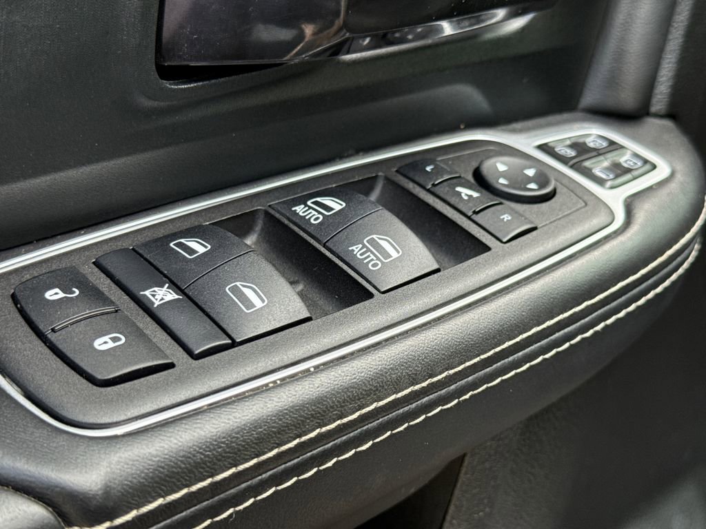 Used 2024 RAM 2500 Limited AWD/4WD image 21