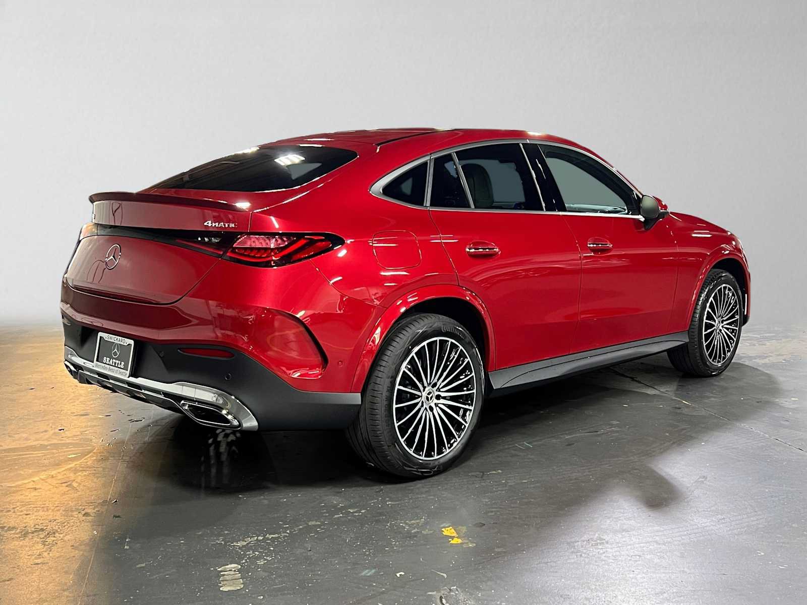 New 2027 Mercedes-Benz GLC 300 4MATIC image 3