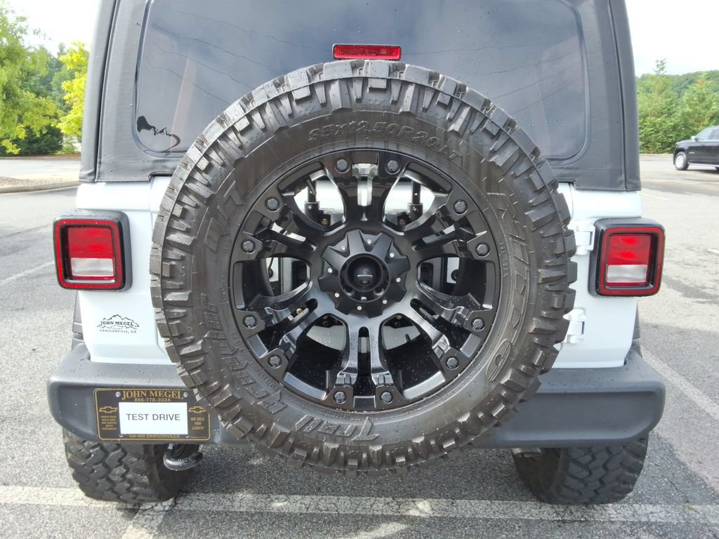 Used 2018 Jeep Wrangler Unlimited Sport AWD/4WD image 16