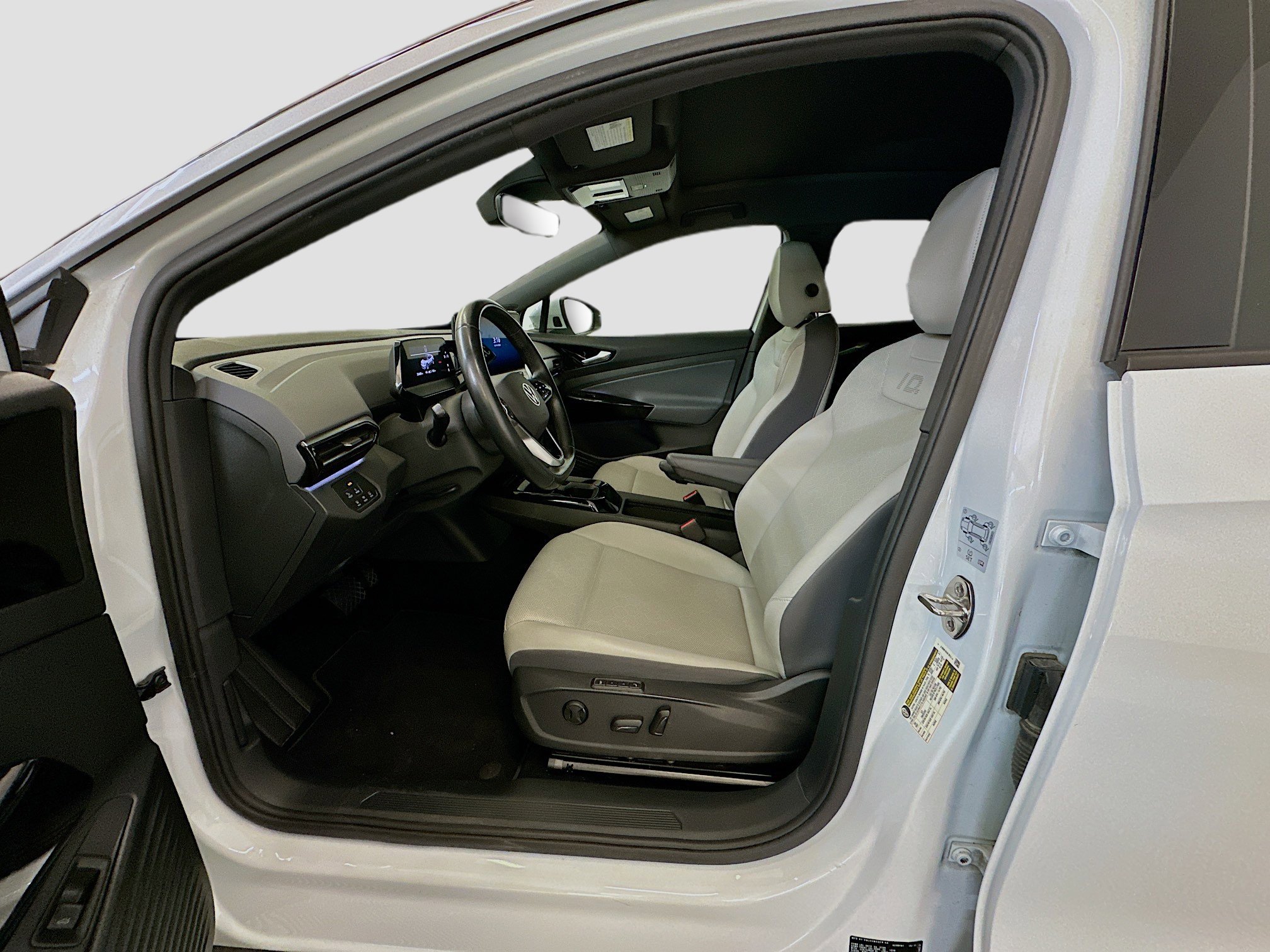 Used 2021 Volkswagen ID.4 Pro S w/ Gradient Package image 13