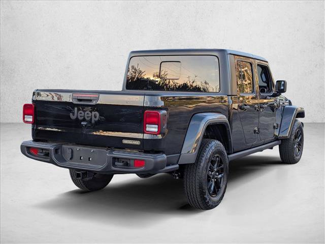 Used 2023 Jeep Gladiator Sport image 4