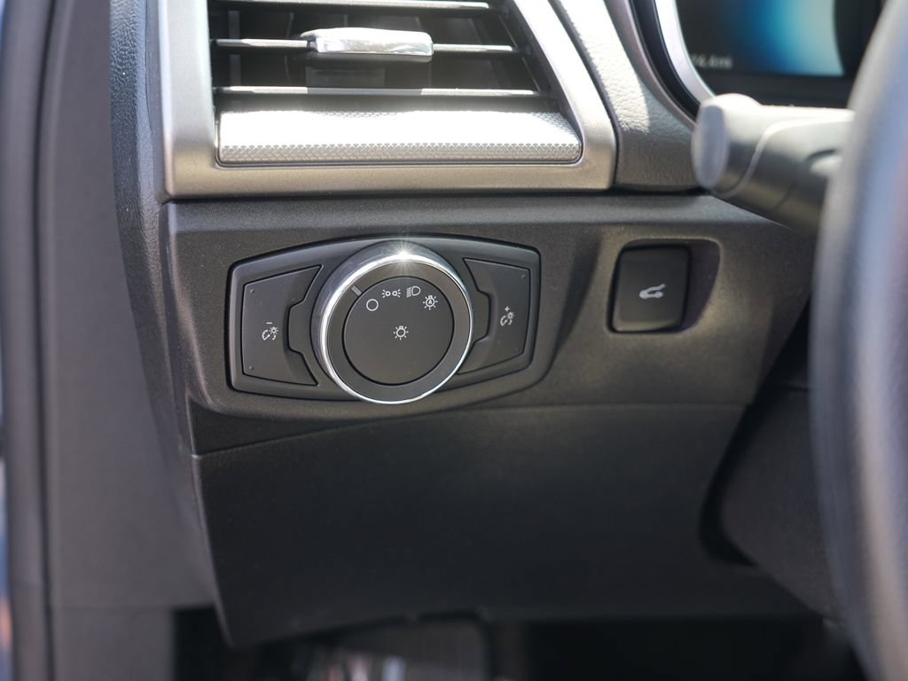 Used 2018 Ford Fusion S FWD image 17