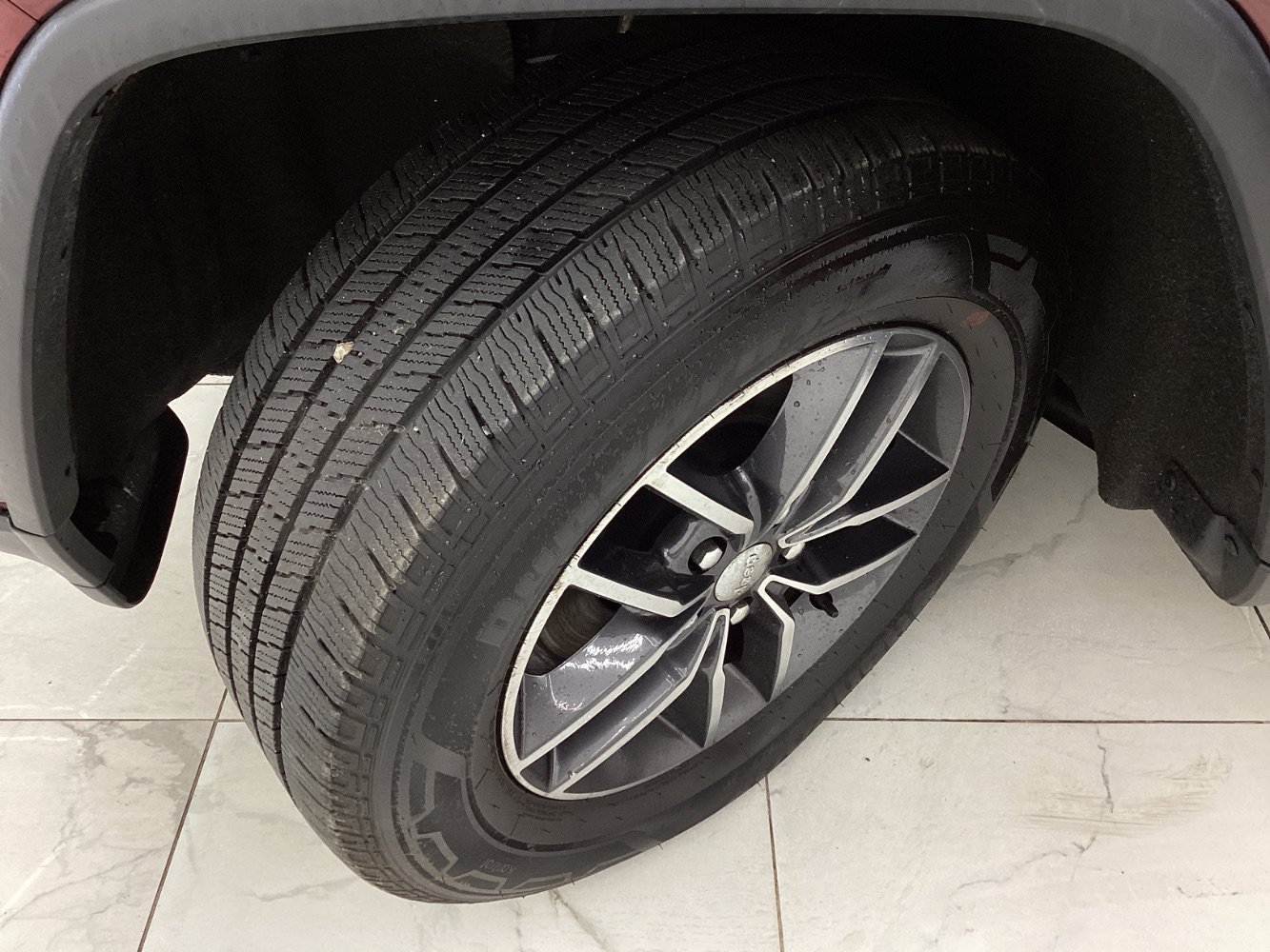 Used 2018 Jeep Grand Cherokee Limited AWD/4WD image 47