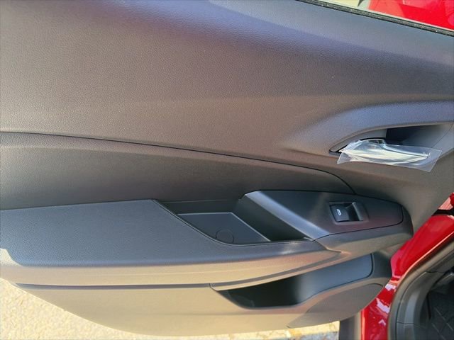 New 2026 Chevrolet Trax LT w/ Driver Confidence Package FWD image 12