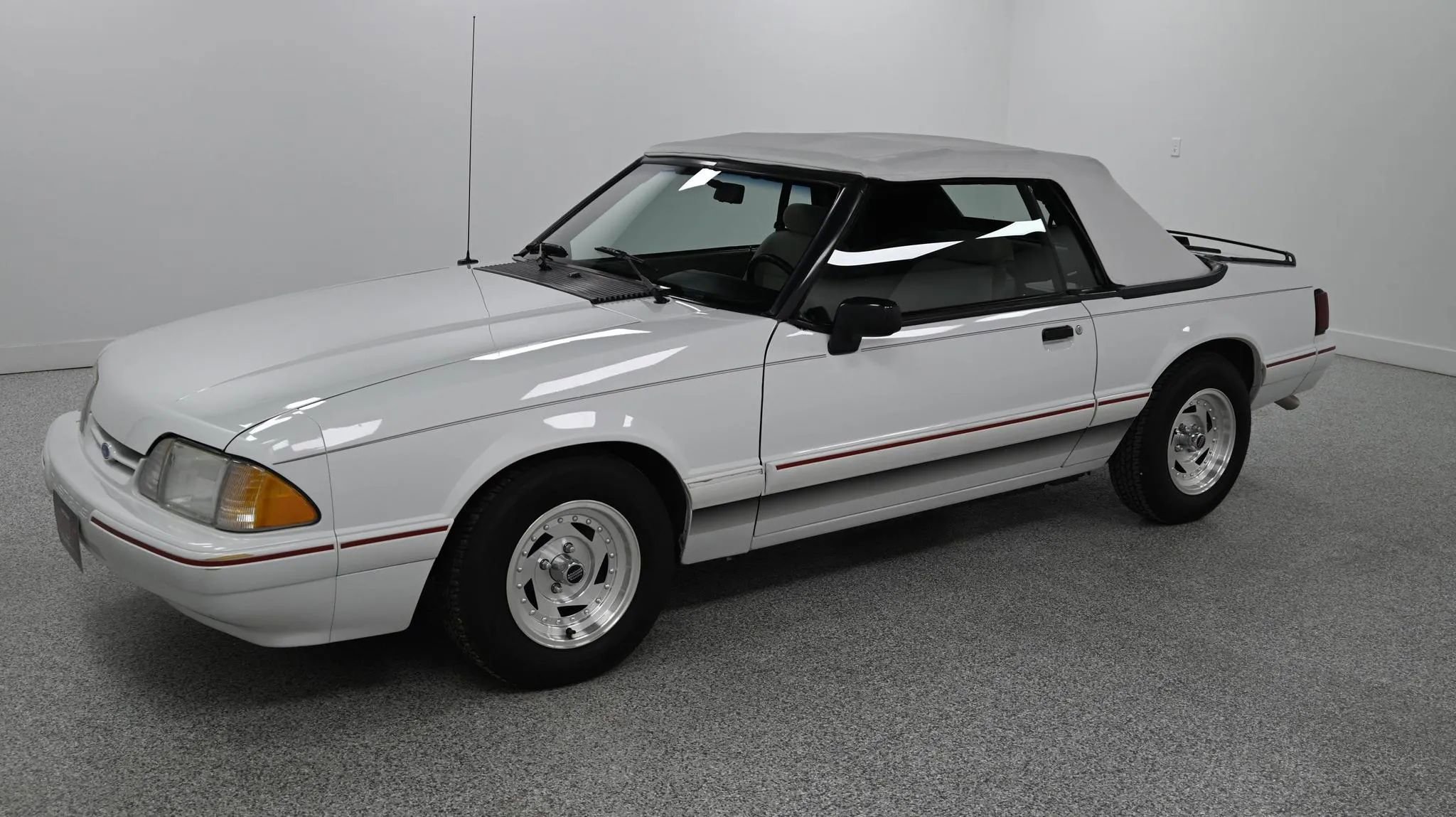 Used 1992 Ford Mustang LX