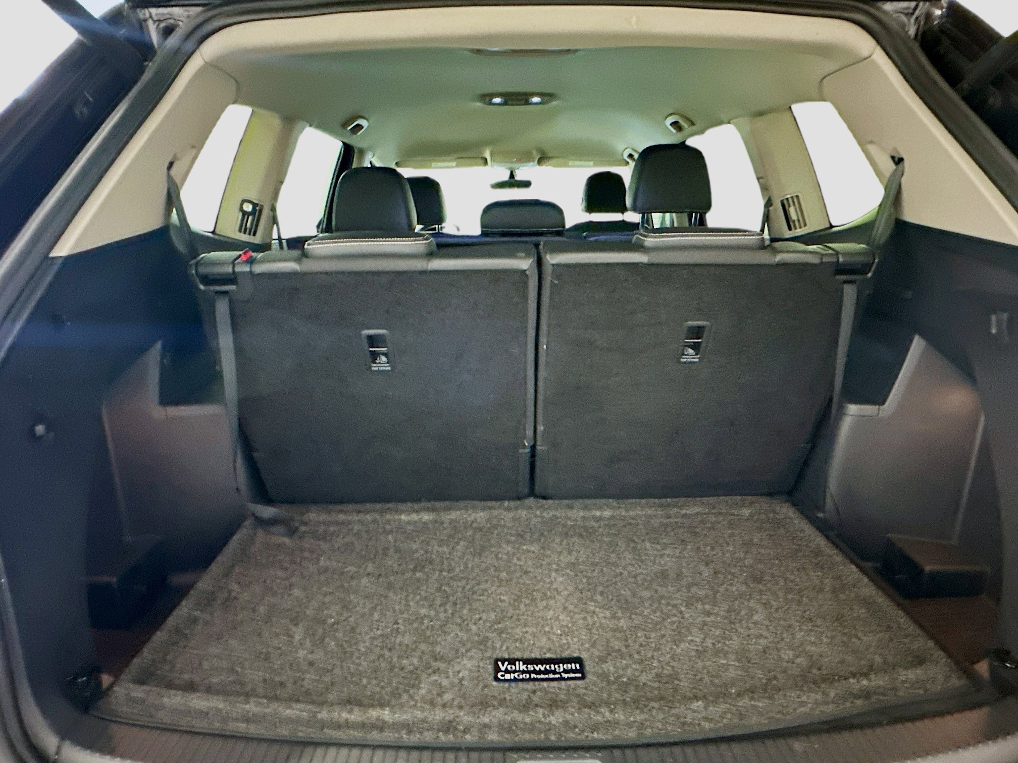 Used 2022 Volkswagen Atlas SE image 31