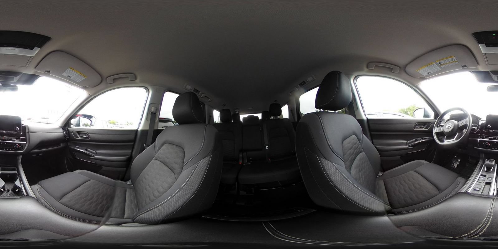 Used 2025 Nissan Pathfinder SV FWD image 45