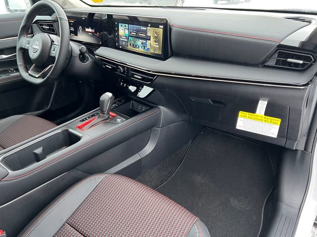 New 2025 Nissan Kicks SR image 20