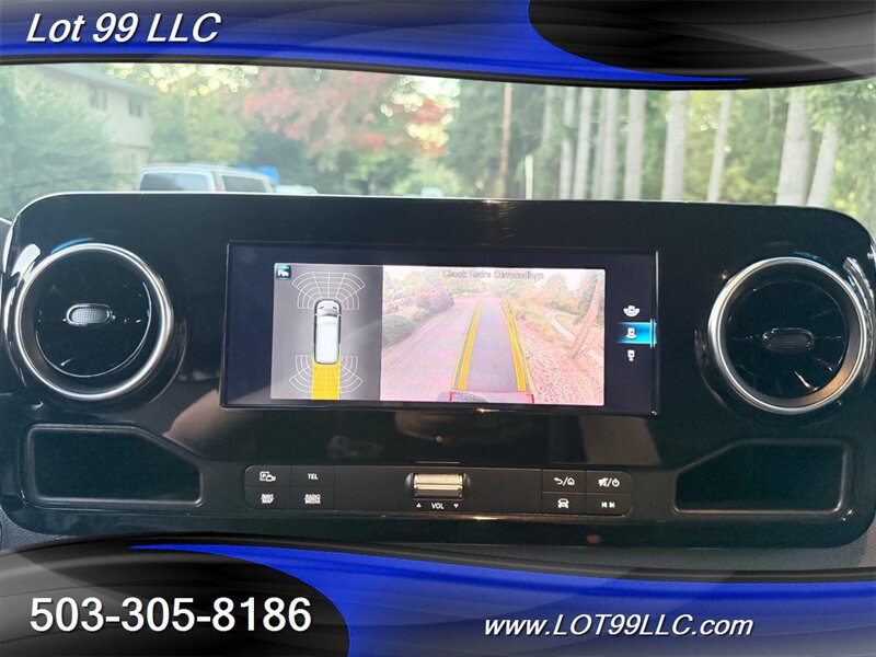 Used 2020 Mercedes-Benz Sprinter 2500 image 16