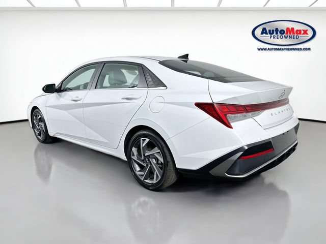Used 2025 Hyundai Elantra Limited FWD image 6