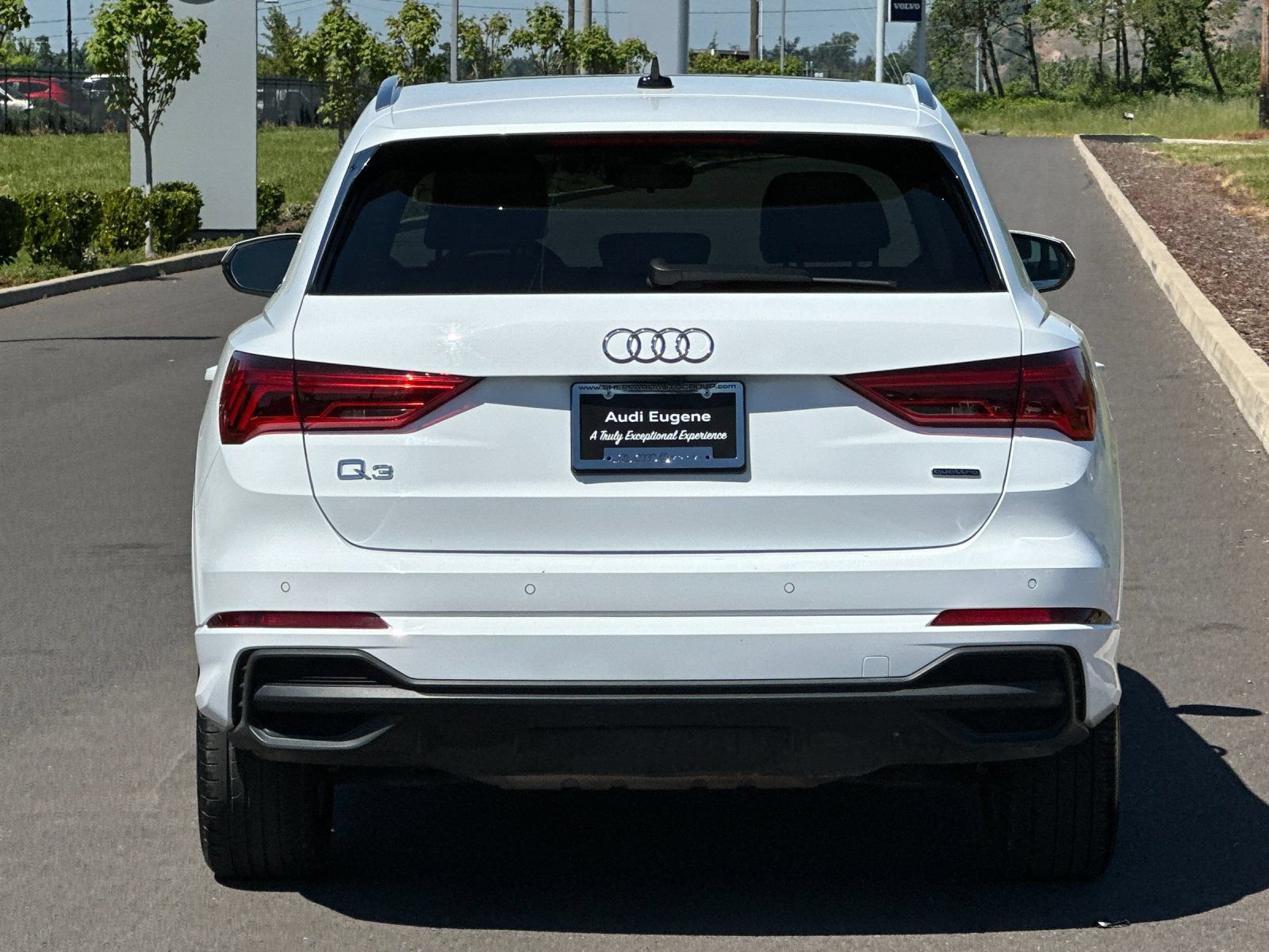 Used 2025 Audi Q3 2.0T Premium AWD/4WD image 4