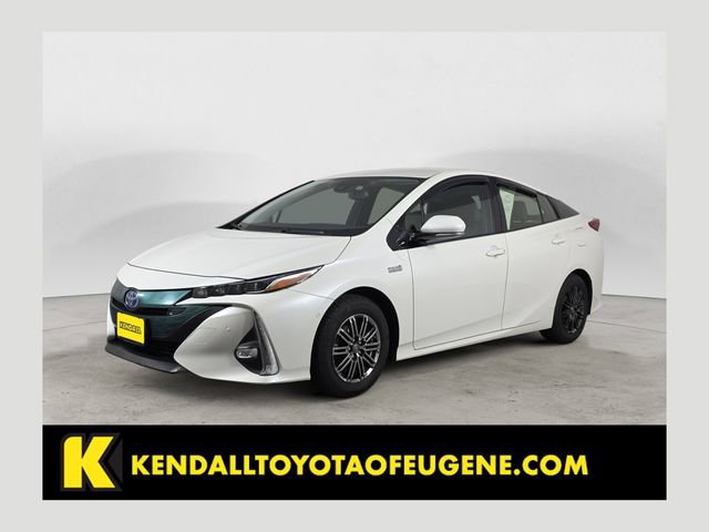 Used 2017 Toyota Prius Prime Advanced image 1
