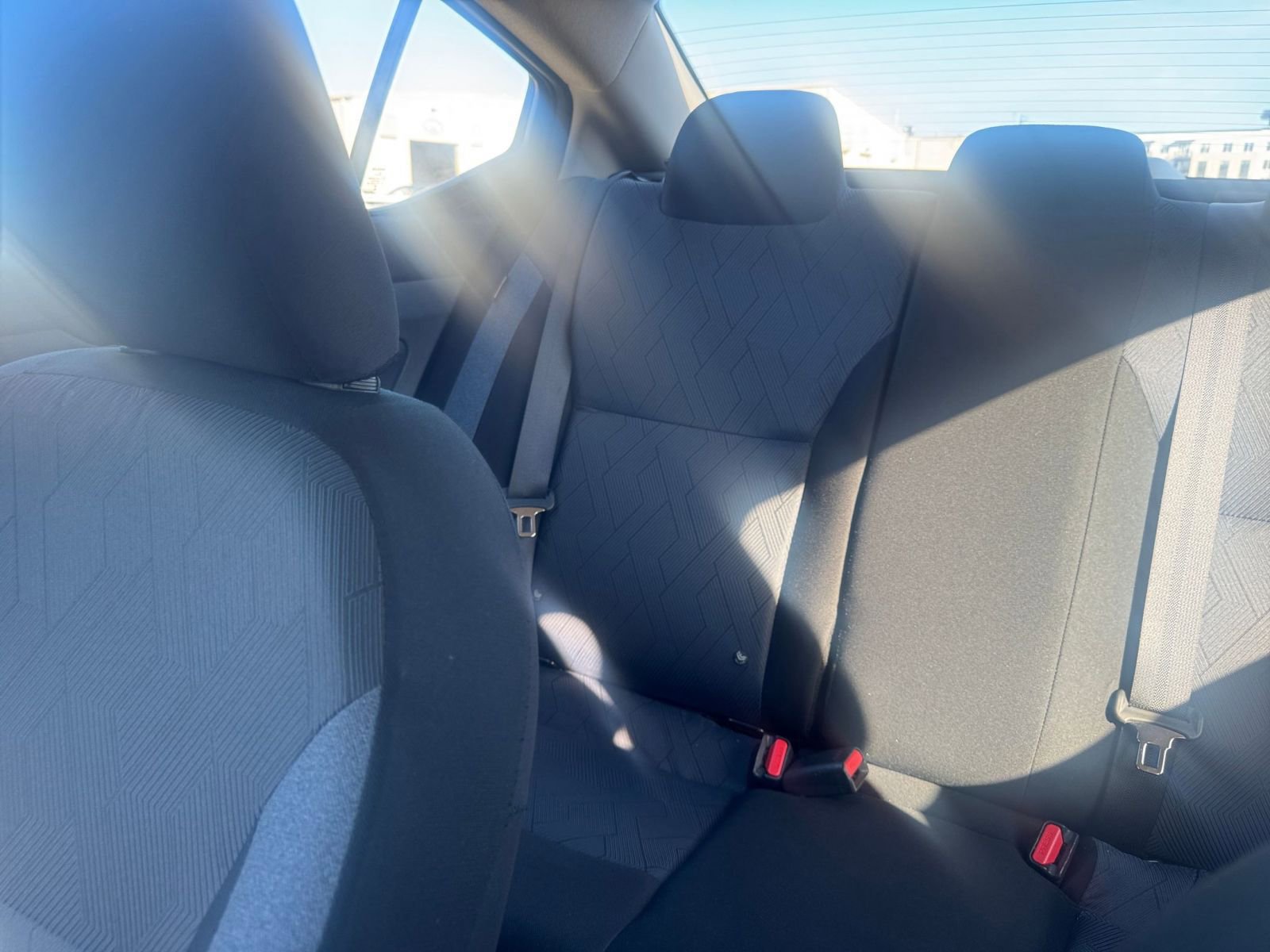 Used 2025 Nissan Versa SV image 37