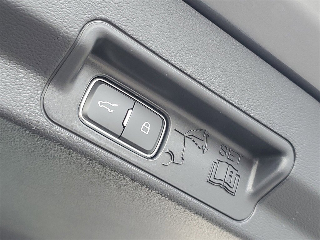 New 2026 Ford Explorer Active image 32