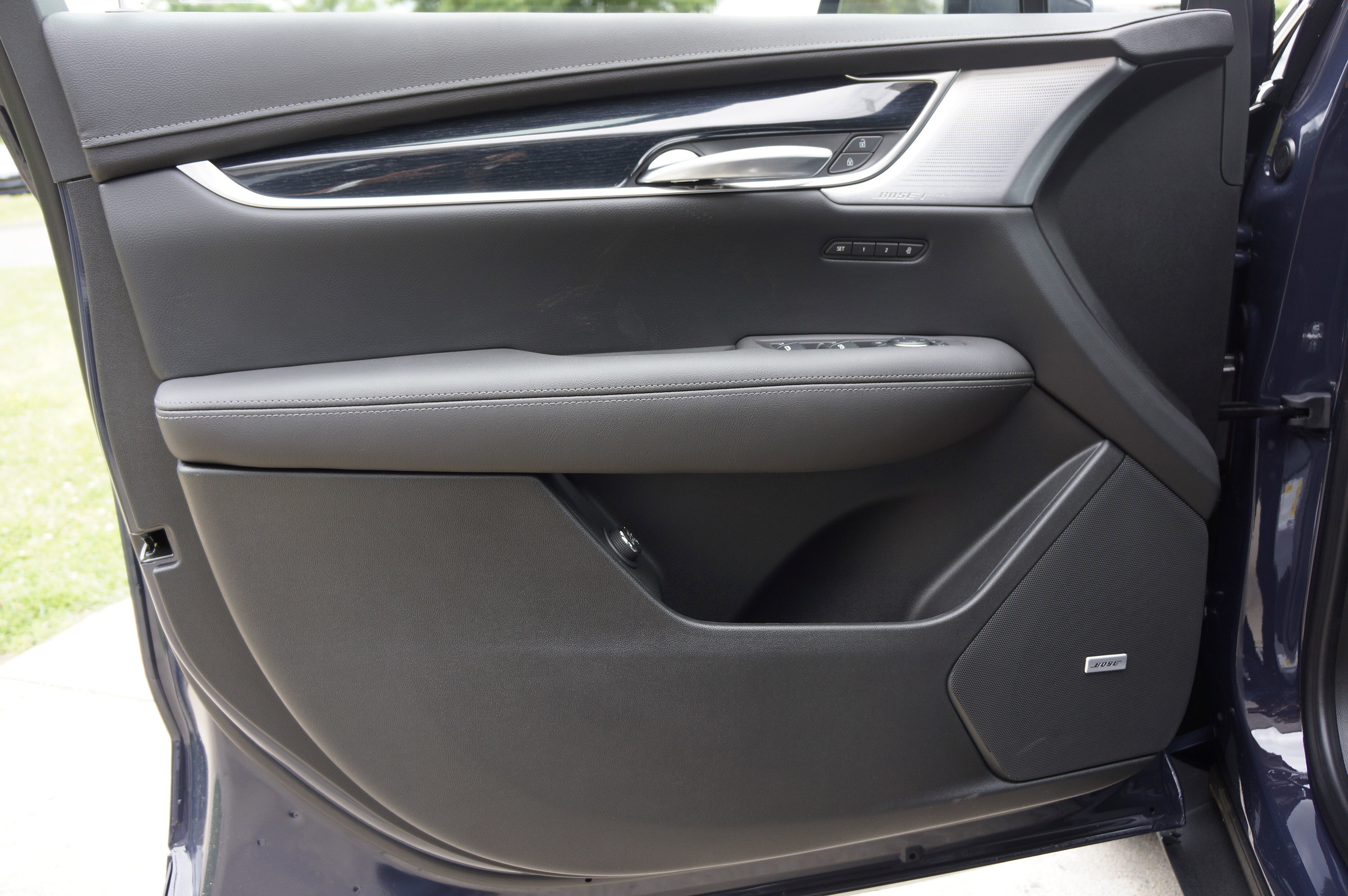 Used 2025 Cadillac XT5 Premium Luxury image 22