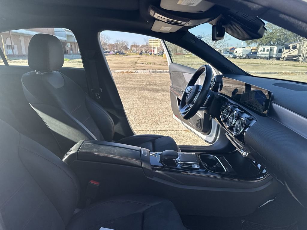 Used 2020 Mercedes-Benz A 220 image 31
