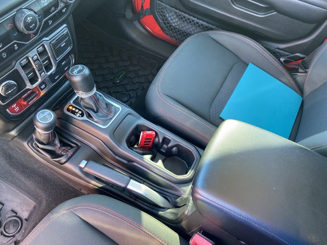 Used 2018 Jeep Wrangler Unlimited Rubicon image 24