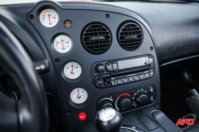 Used 2004 Dodge Viper SRT-10 image 15