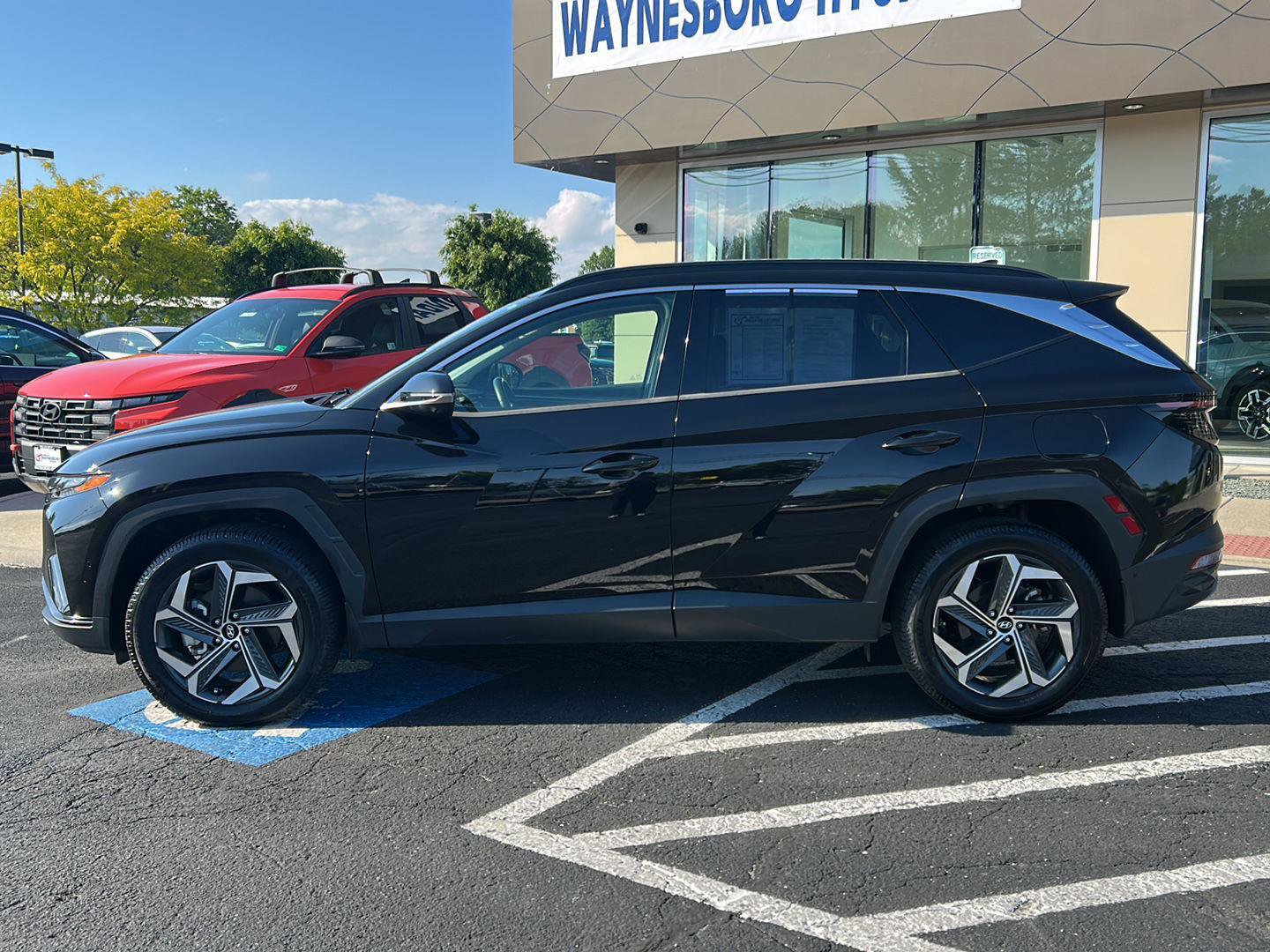 Used 2022 Hyundai Tucson Limited AWD/4WD image 4