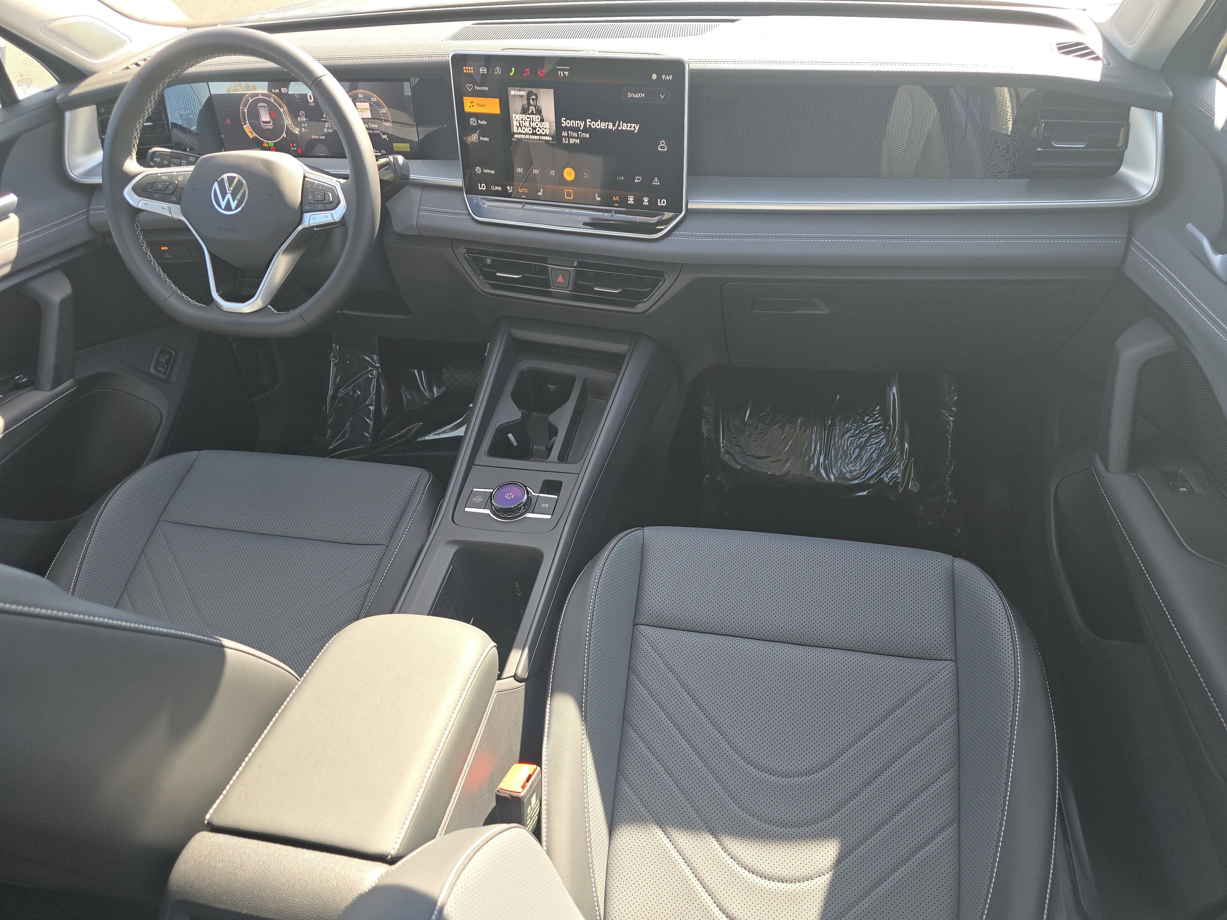 New 2026 Volkswagen Tiguan SE image 18