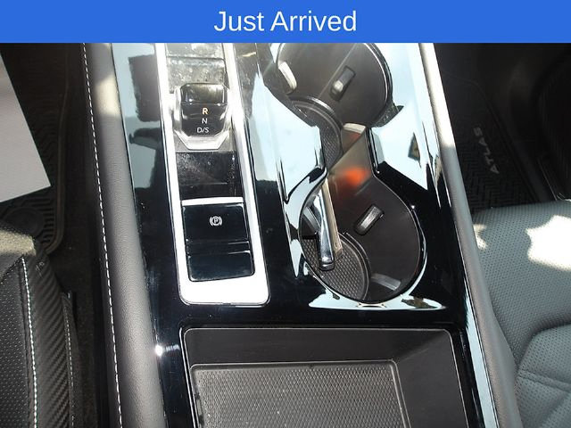 Used 2025 Volkswagen Atlas Cross Sport SE AWD/4WD image 21