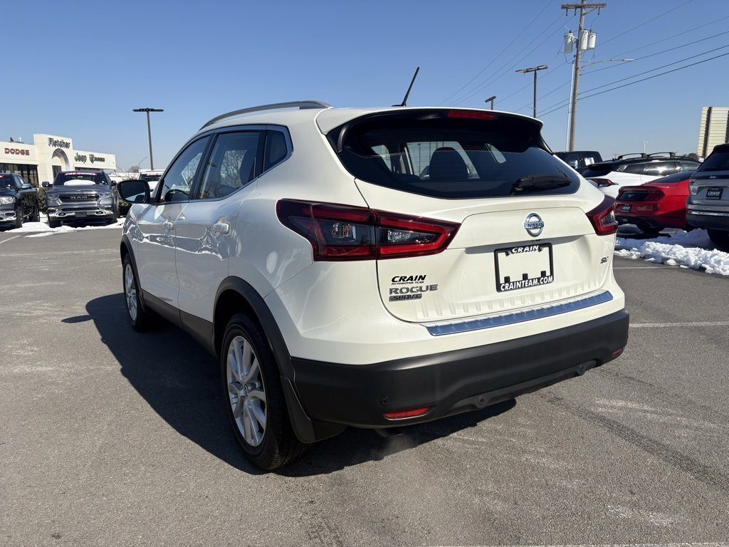 Used 2022 Nissan Rogue Sport SV image 5