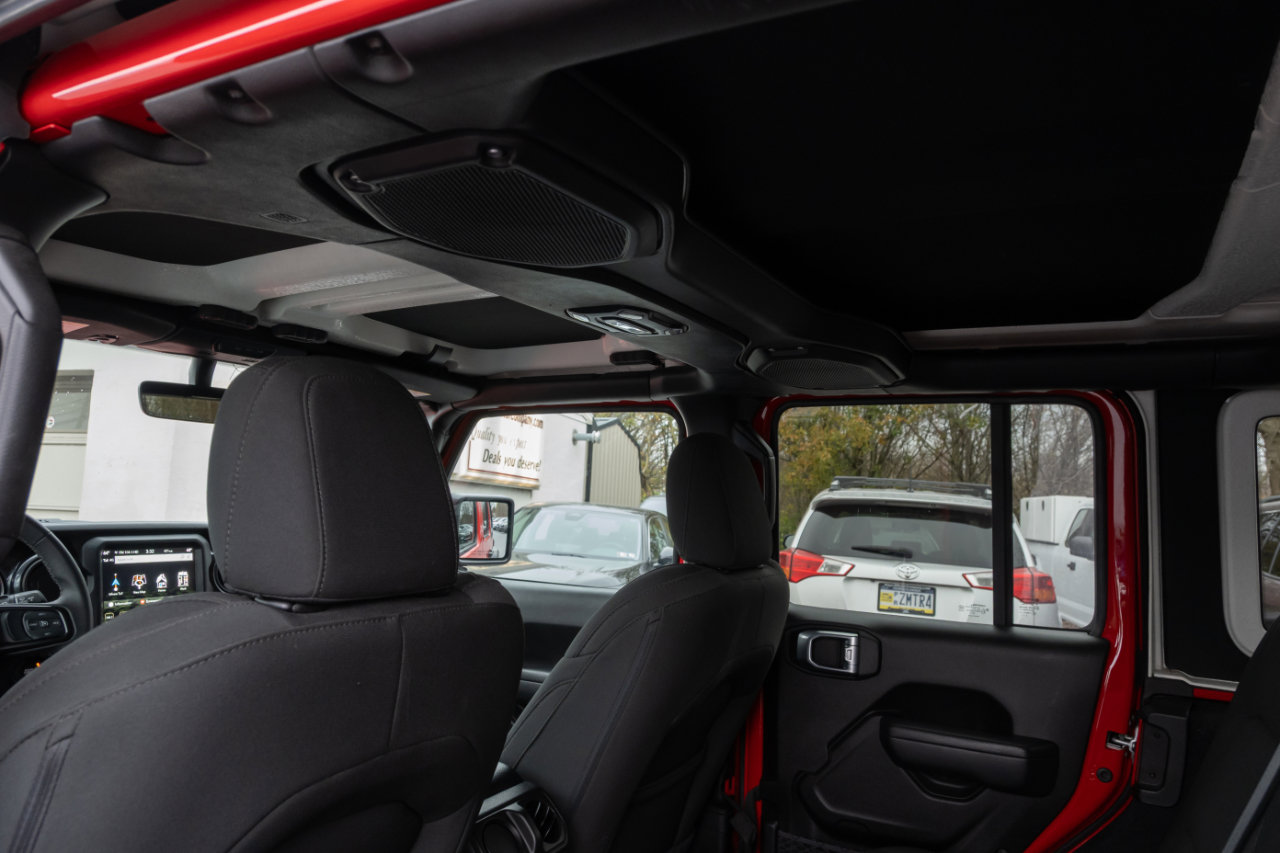 Used 2023 Jeep Wrangler Unlimited Sport image 23