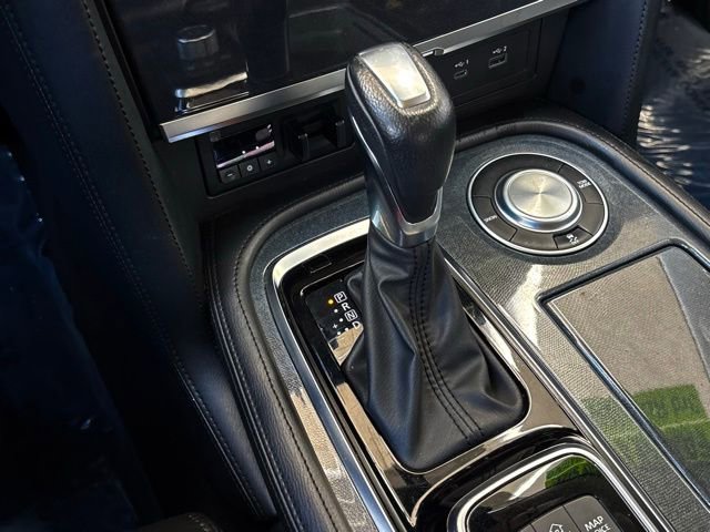 Used 2024 Nissan Armada SV image 19