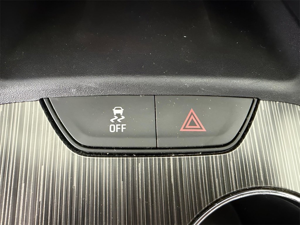 Used 2019 GMC Acadia SLT w/ Black Edition image 33