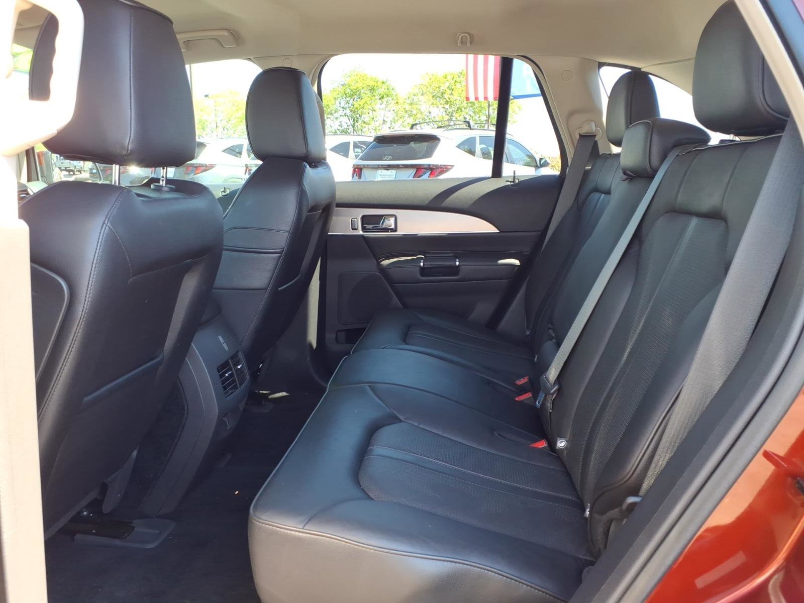 Used 2014 Lincoln MKX AWD w/ Equipment Group 101A image 15