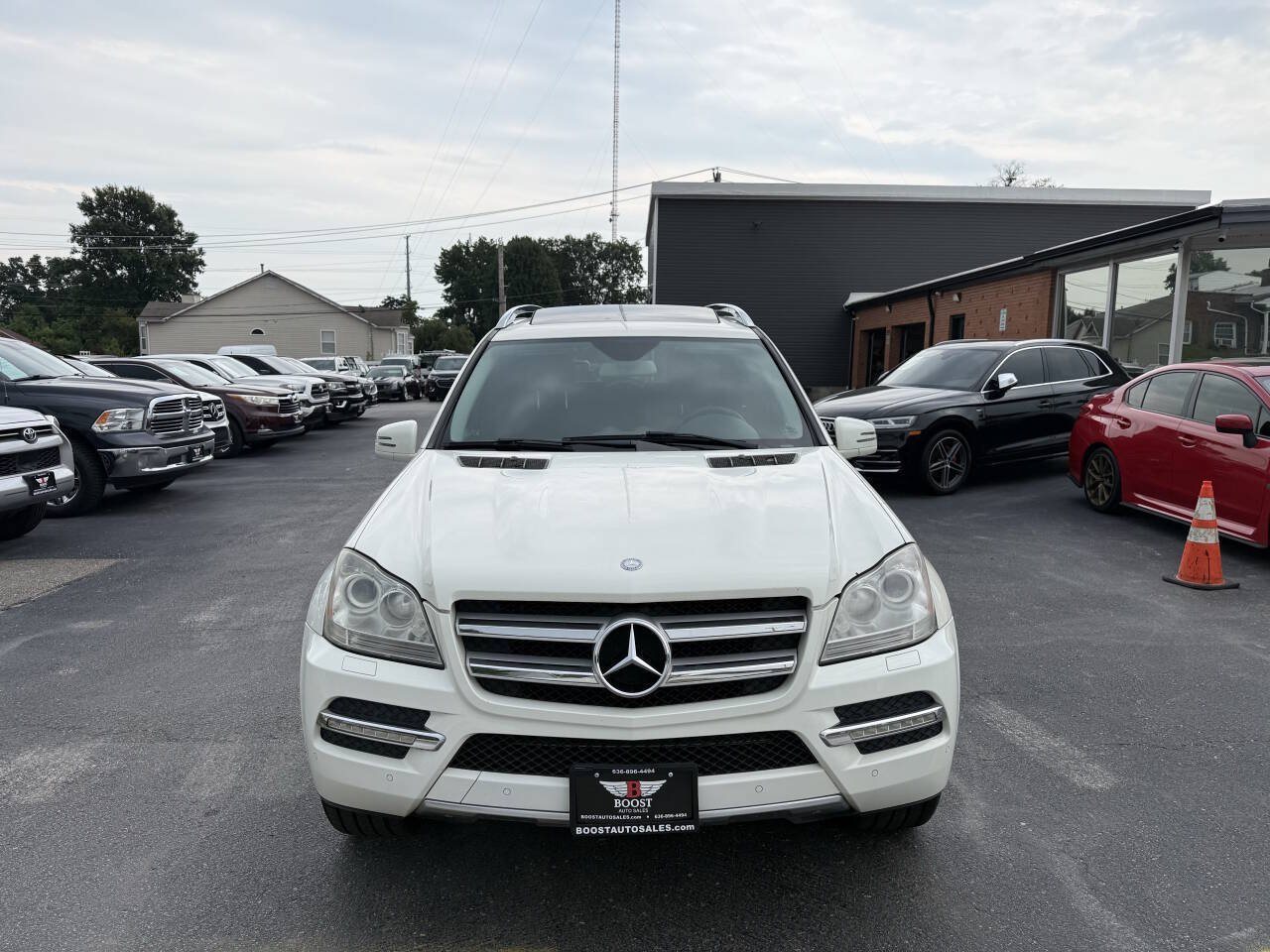 Used 2012 Mercedes-Benz GL 450 4MATIC image 2