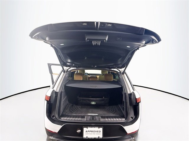 Certified 2024 Land Rover Range Rover Sport SE image 7