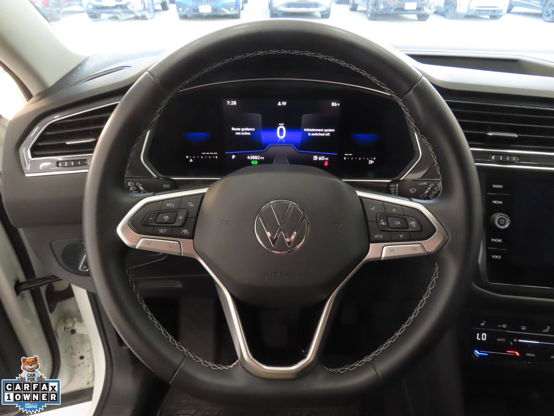 Certified 2022 Volkswagen Tiguan SE FWD image 16