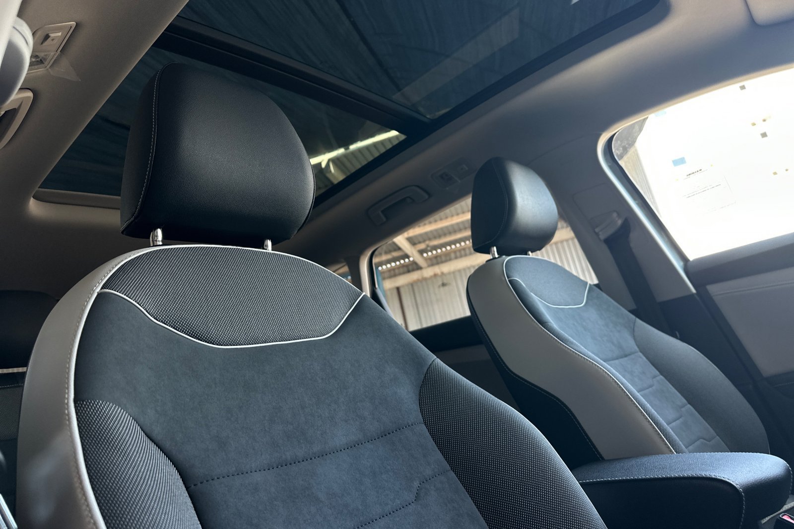 New 2026 Volkswagen Taos SE FWD image 15
