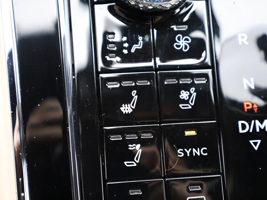 Used 2022 Bentley Continental GT image 30