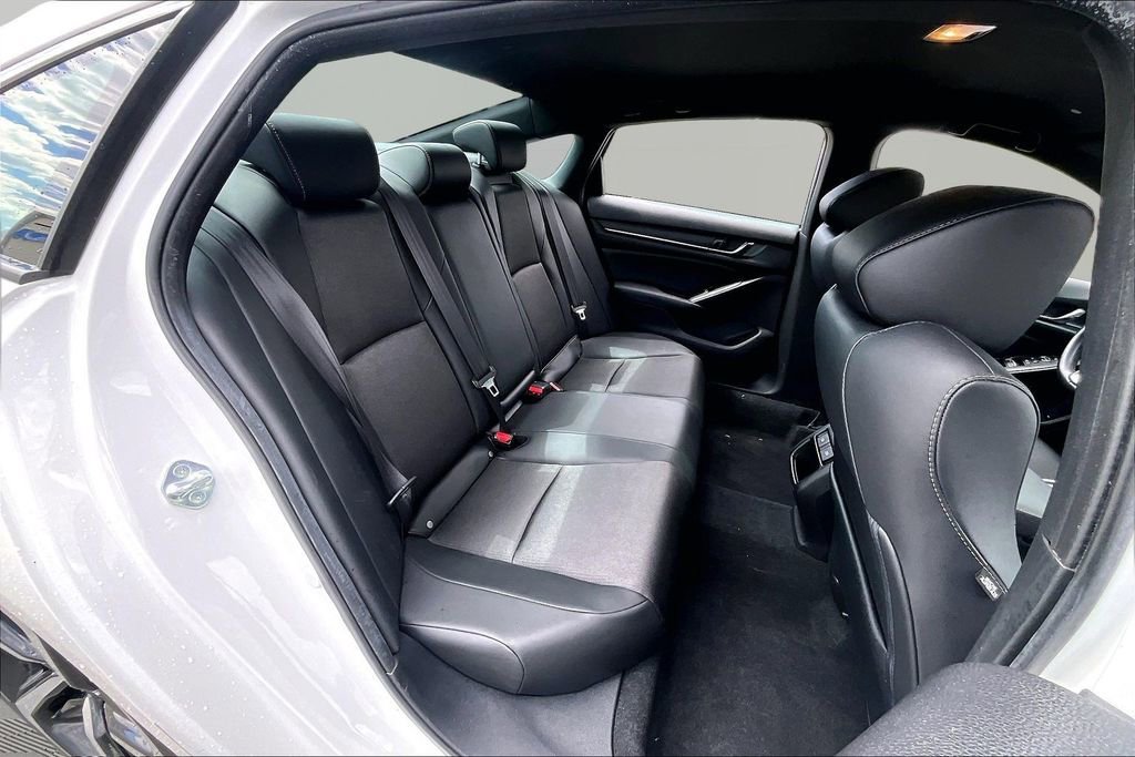 Used 2021 Honda Accord Sport image 19