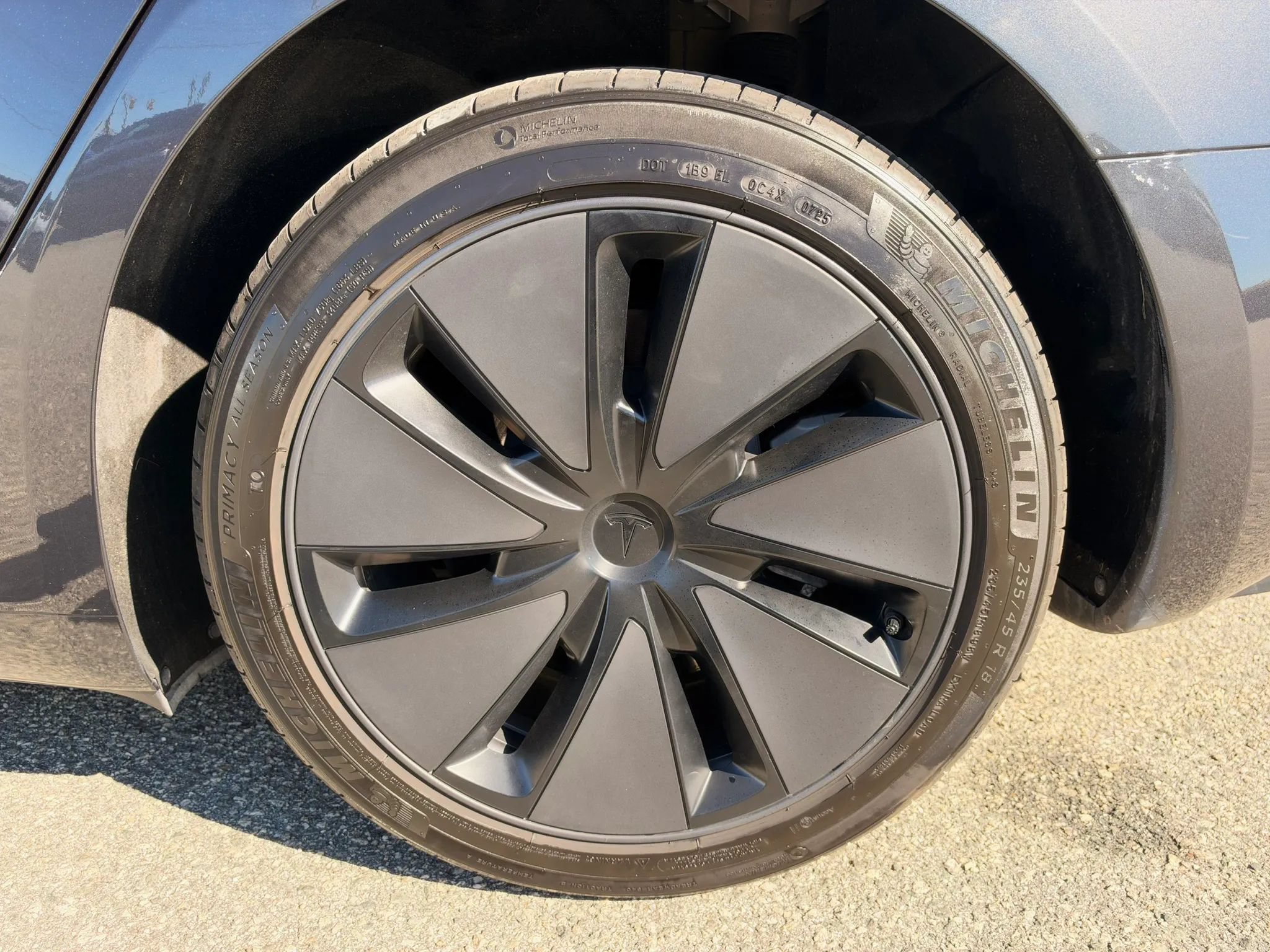 Used 2025 Tesla Model 3 RWD image 32