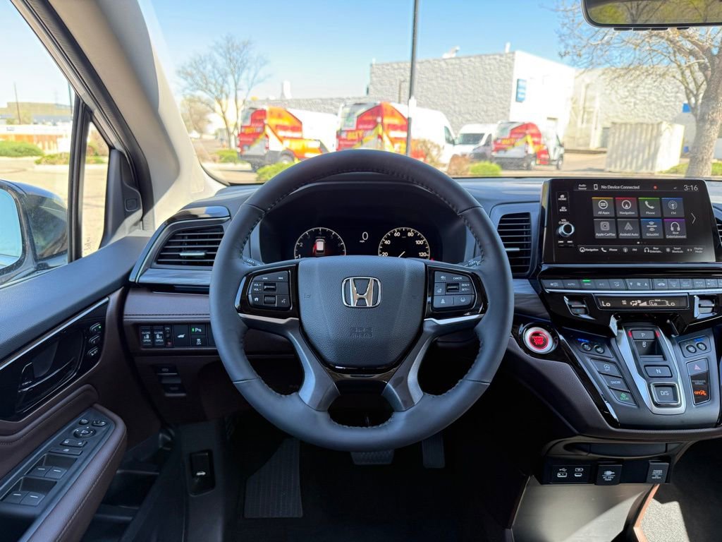 New 2026 Honda Odyssey Elite image 3