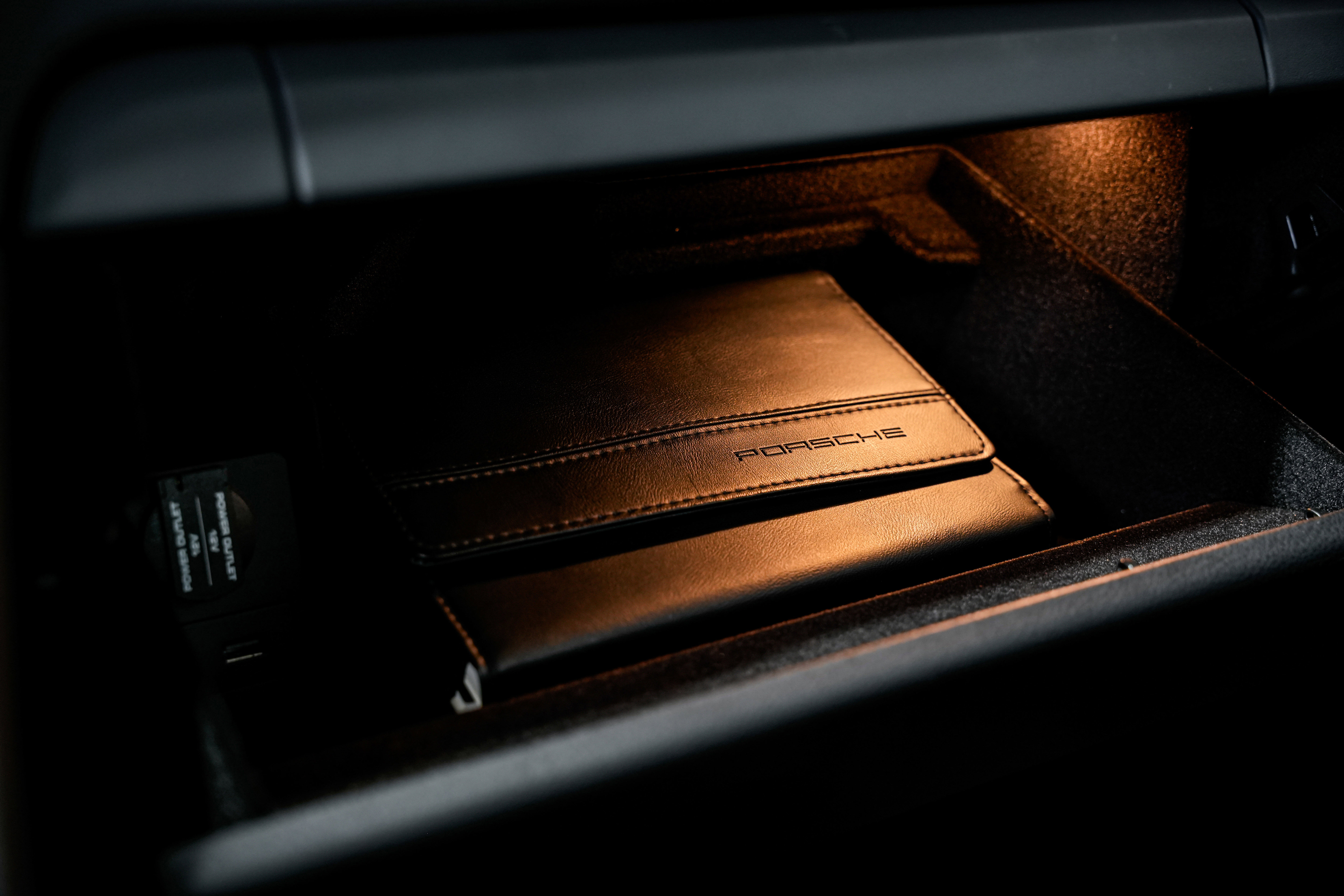 Used 2014 Porsche 911 Carrera 4S image 17