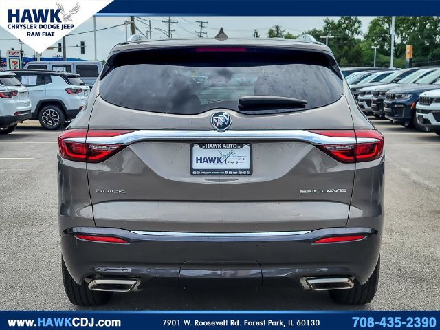 Used 2018 Buick Enclave Essence FWD image 5