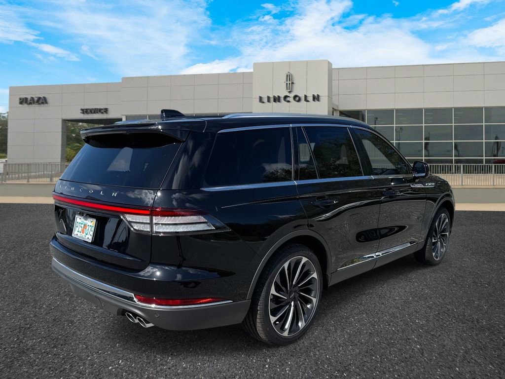 New 2025 Lincoln Aviator Reserve image 3
