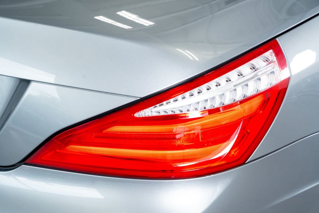 Used 2014 Mercedes-Benz SL 550 image 14