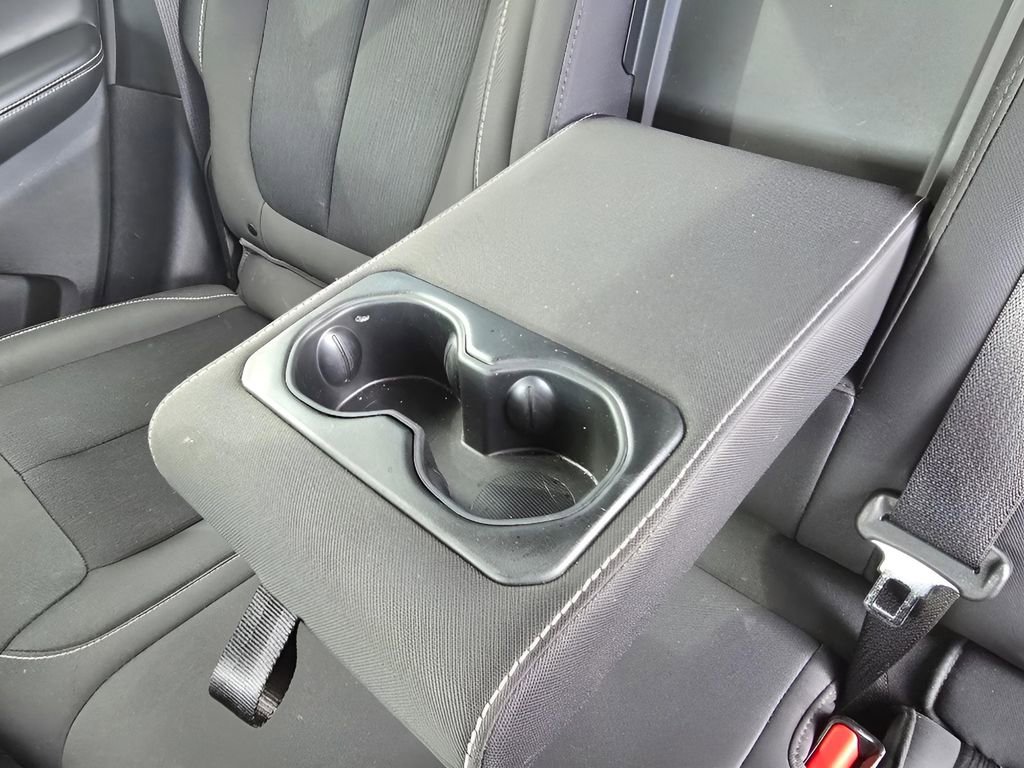 Used 2024 Jeep Grand Cherokee Laredo image 13