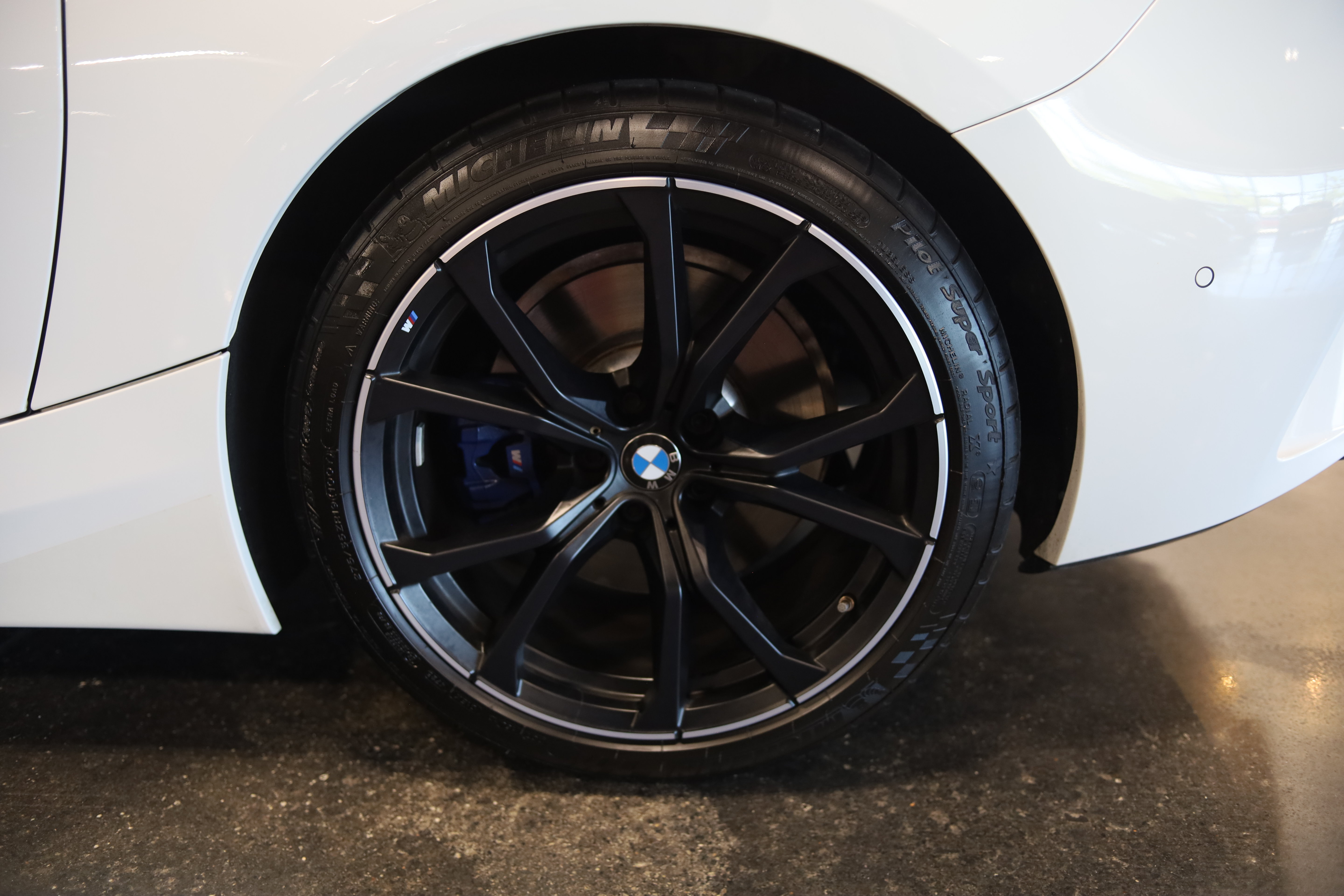 Used 2024 BMW Z4 M40i w/ Premium Package RWD image 12