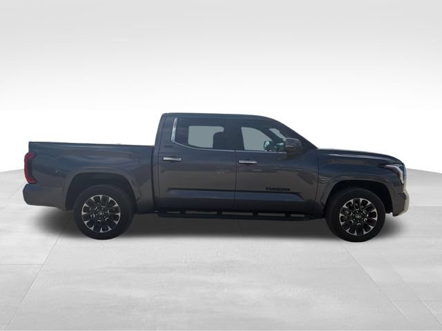 Used 2026 Toyota Tundra Limited AWD/4WD image 4