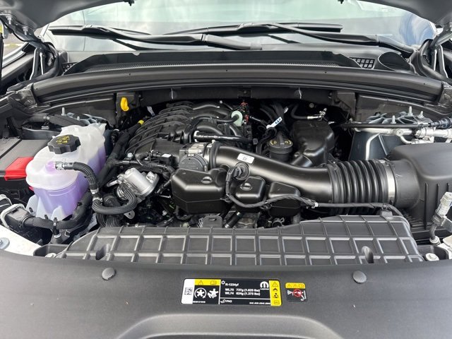 New 2025 Jeep Grand Cherokee Limited w/ Black Appearance Package image 22